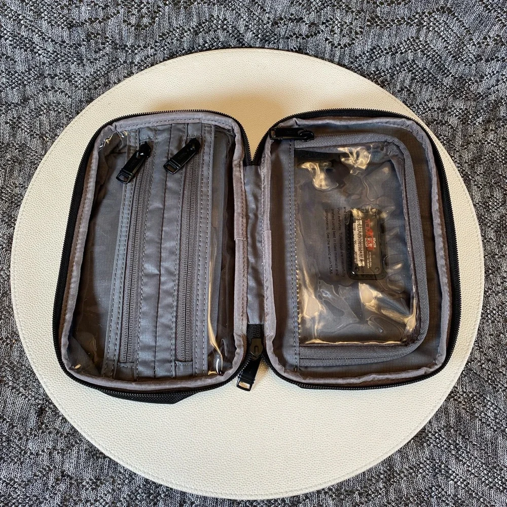 Tumi Alpha Split Travel Kit 117255-1041 Black
